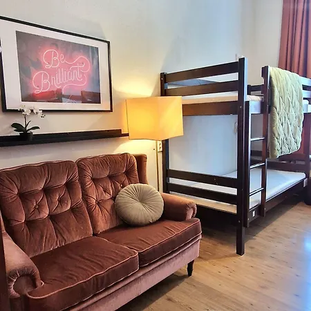 Hostel 16eur - Fat Margaret's