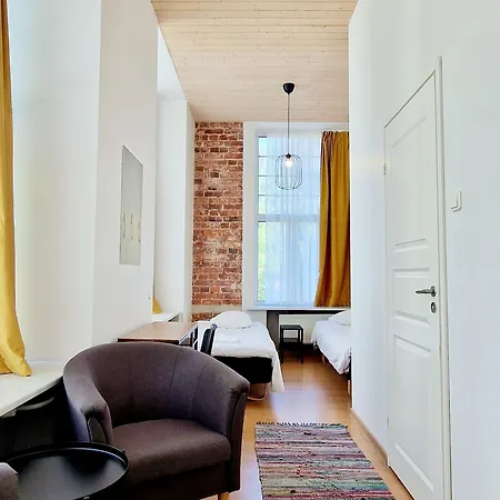 16eur - Fat Margaret's