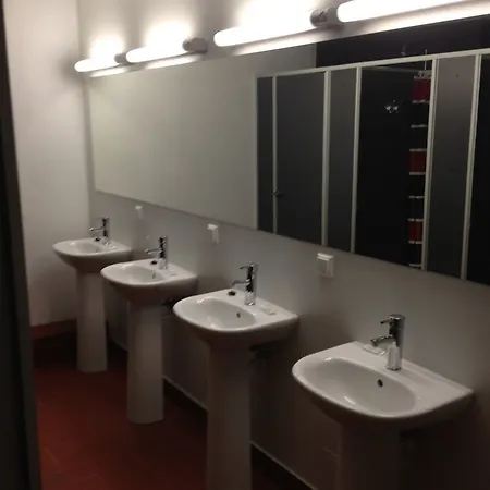 16eur - 珐特玛格丽特旅舍