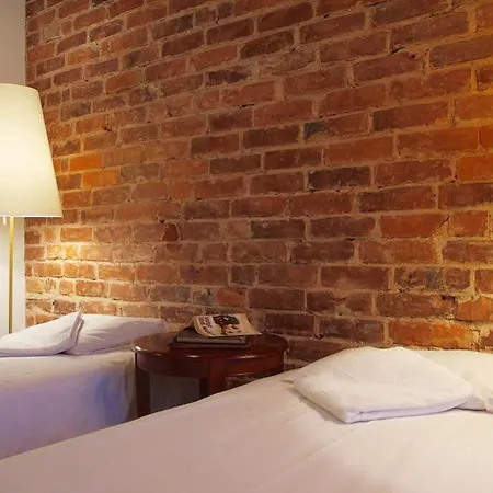 Hostel 16eur - Fat Margaret's