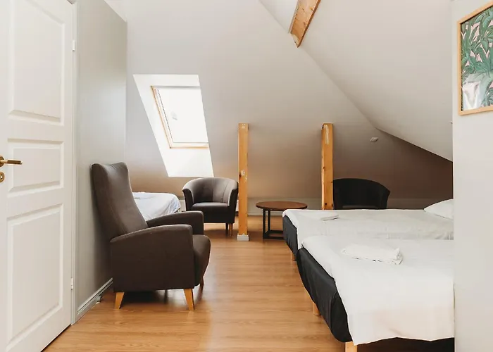 16eur - Fat Margaret's Hostal *