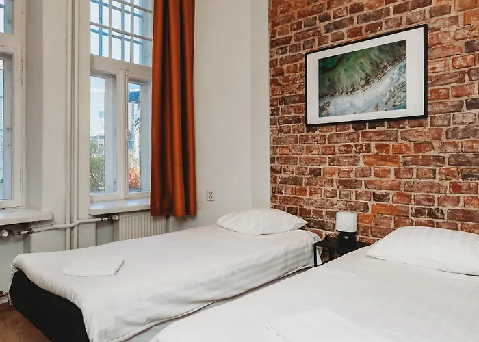 16eur - Fat Margaret's