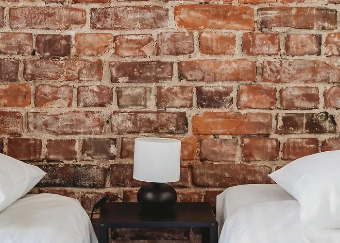 16eur - Fat Margaret's Ostello