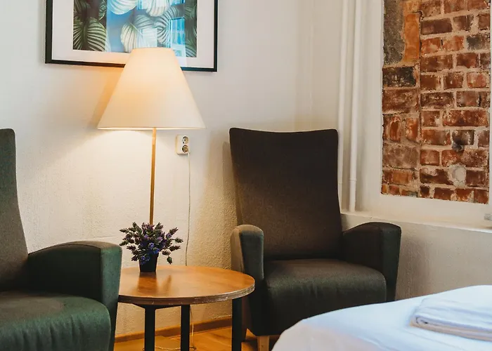 16eur - Fat Margaret's Reval