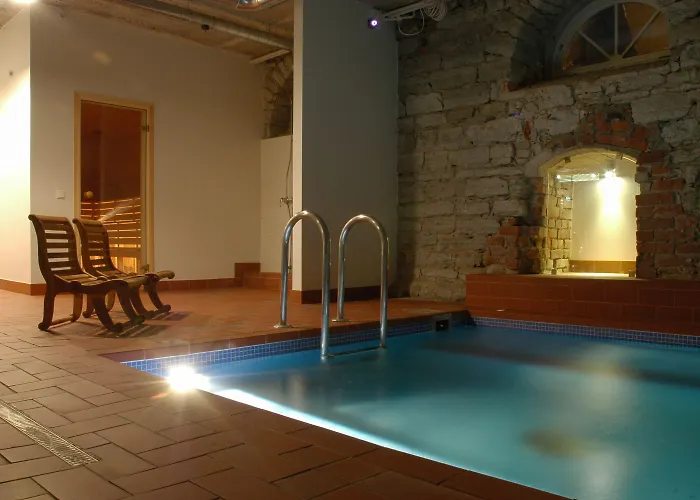 16eur - Fat Margaret's *