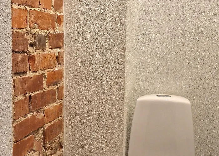 16eur - Fat Margaret's Ostello