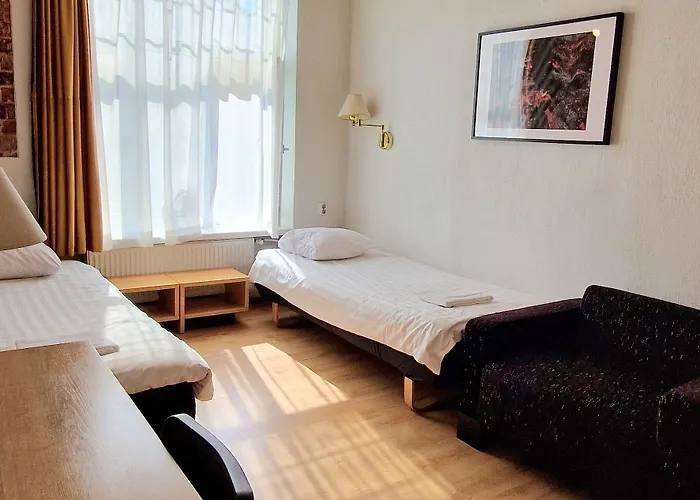 16eur - Fat Margaret's Ostello *