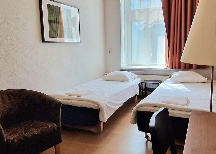 16eur - Fat Margaret's Ostello Reval