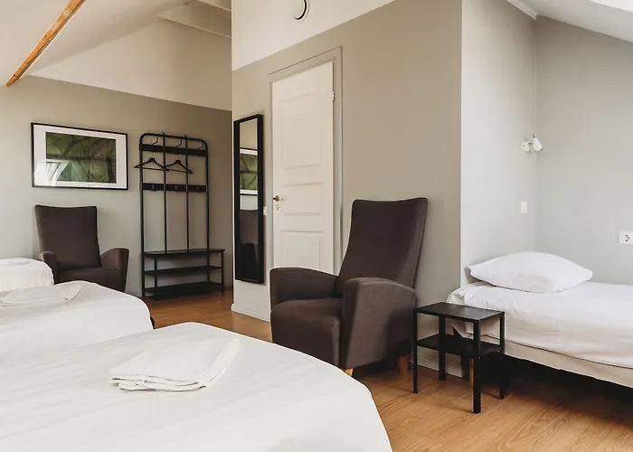 16eur - Fat Margaret's * Reval